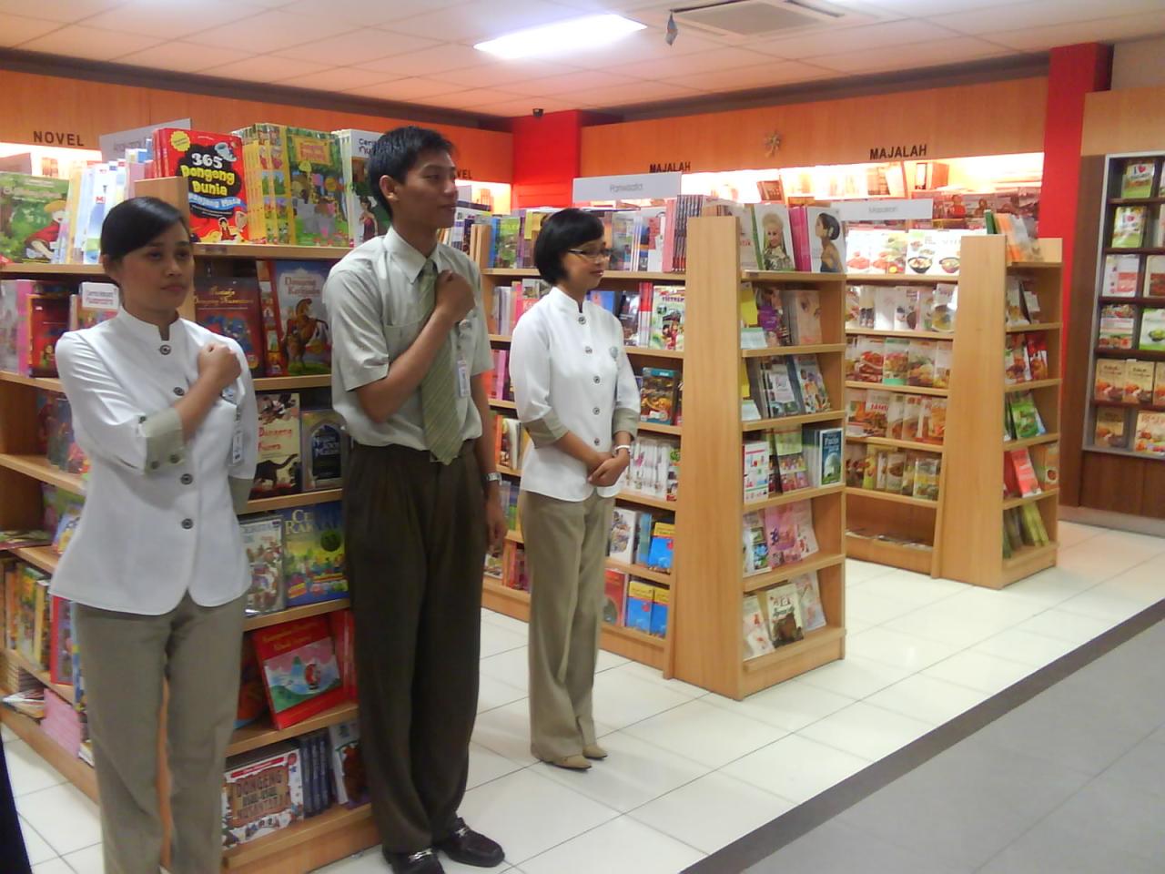 Karyawan gramedia