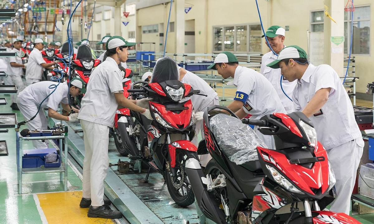 Gaji astra honda motor